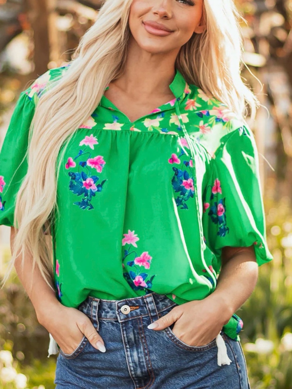 🌺 Mod Boutique Green Floral Embroidered Peasant Top Boho Chic 🌼